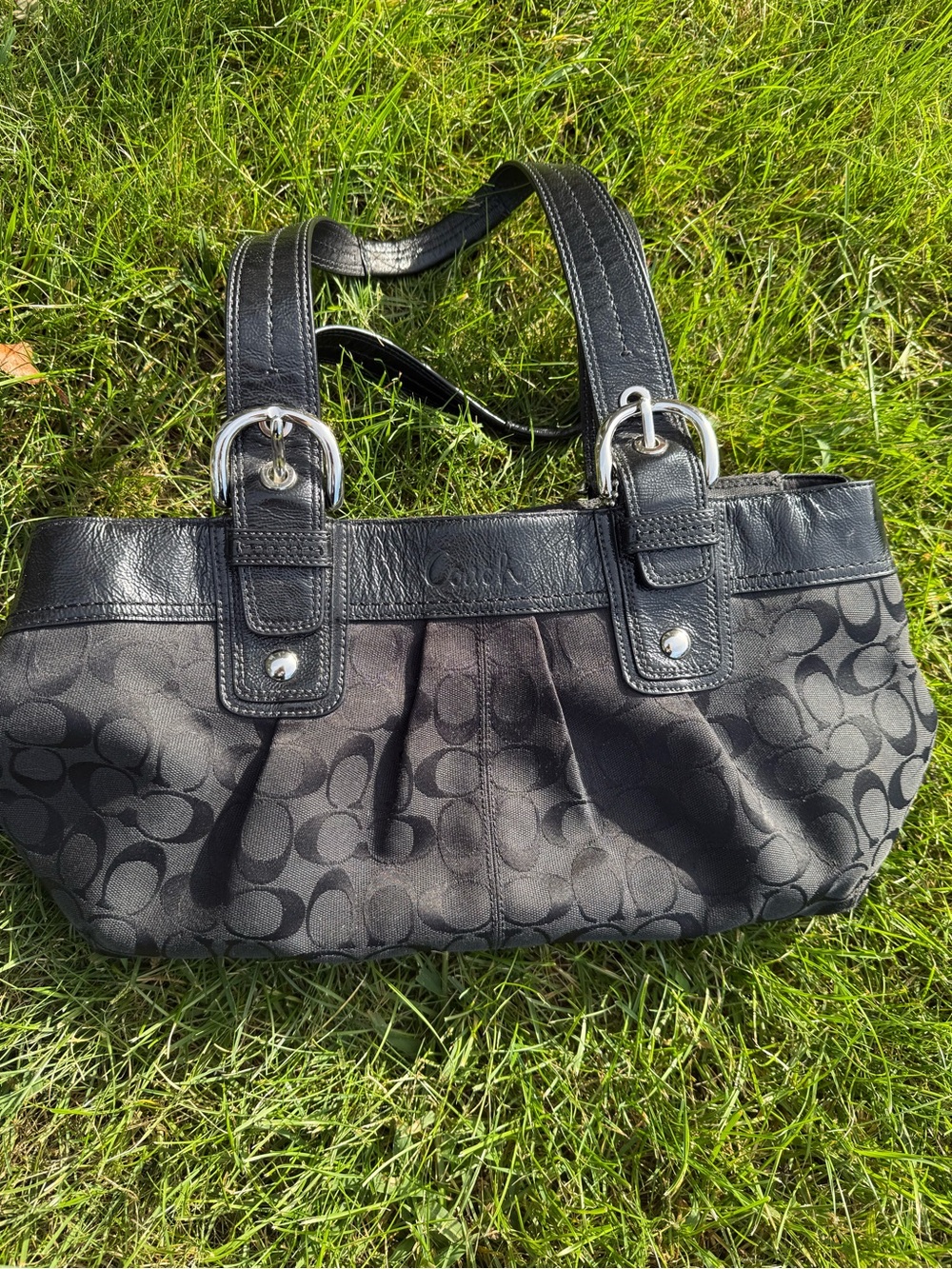 Coach pleated Soho in Black Signature - Picture 16 of 16